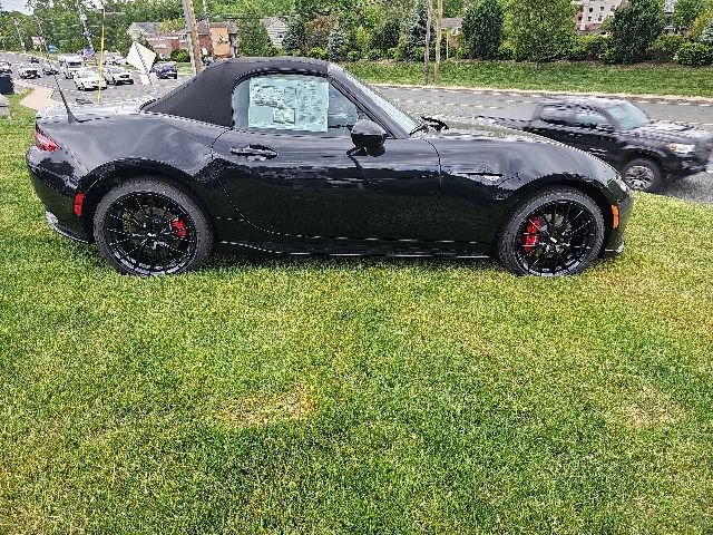 New 2026 MAZDA MX-5 Miata Club w/ Brembo/BBS Recaro Package RWD image 8