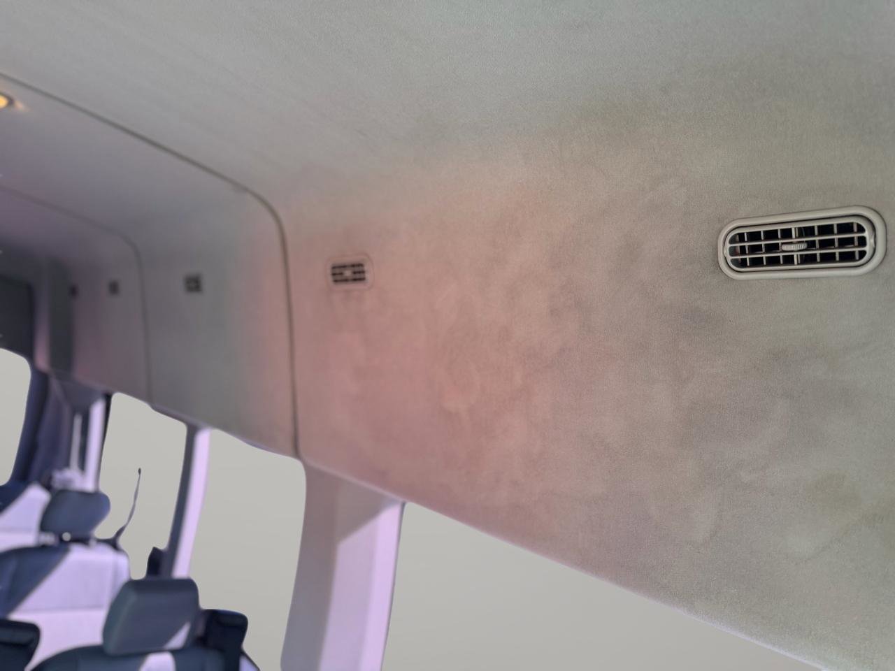 Used 2019 Ford Transit 350 XL image 32