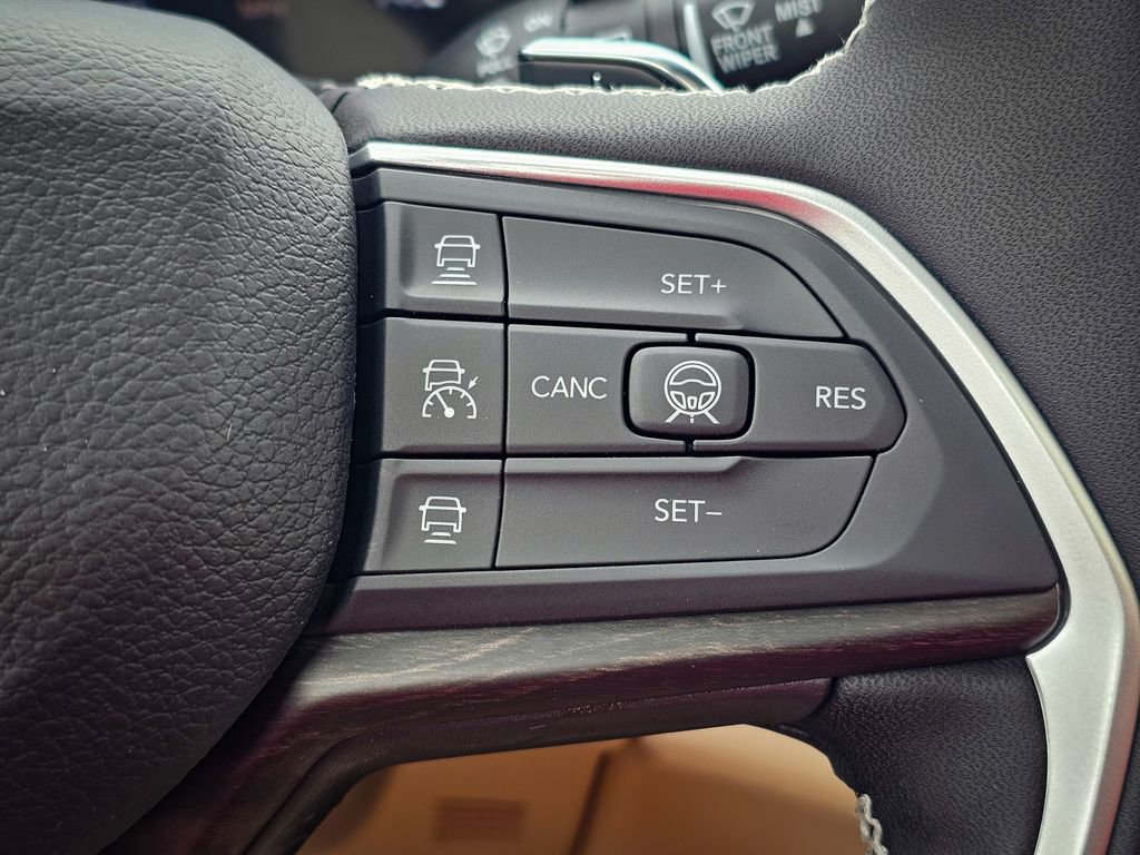 New 2026 Jeep Grand Cherokee Limited AWD/4WD image 21