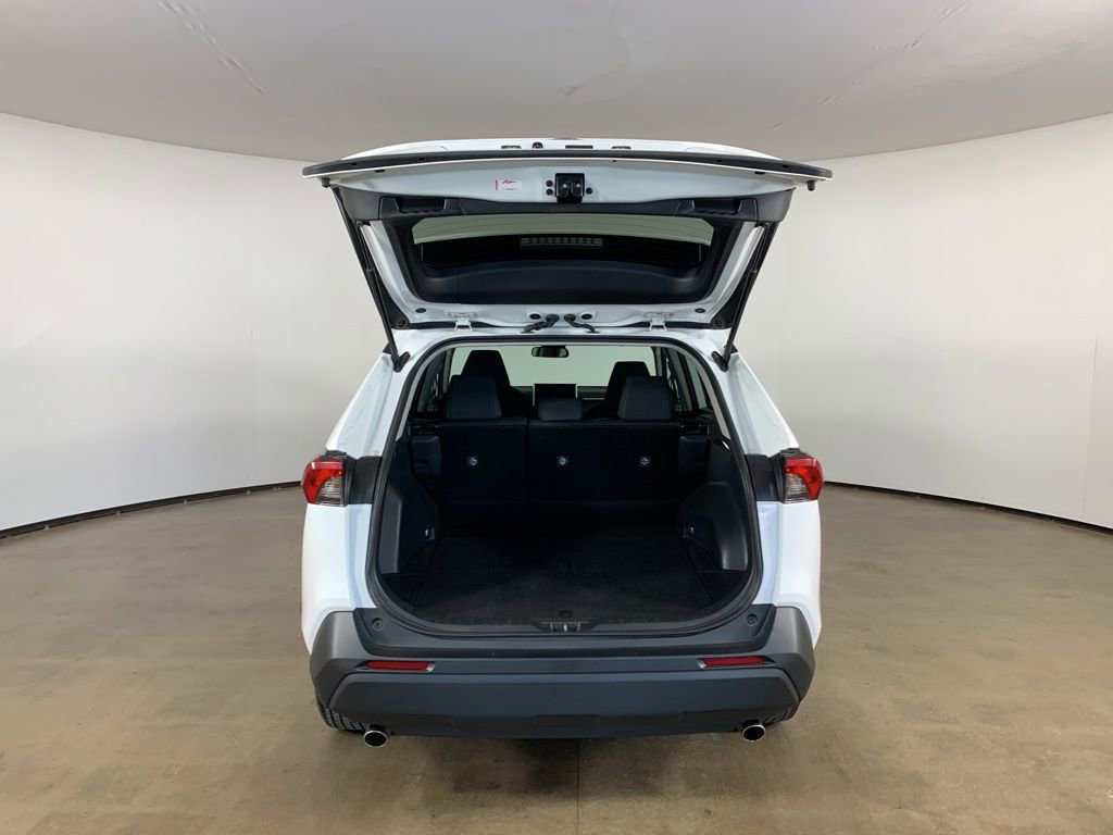 Used 2024 Toyota RAV4 LE image 12