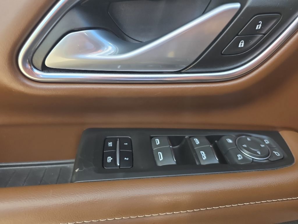 Used 2022 Chevrolet Tahoe High Country AWD/4WD image 13