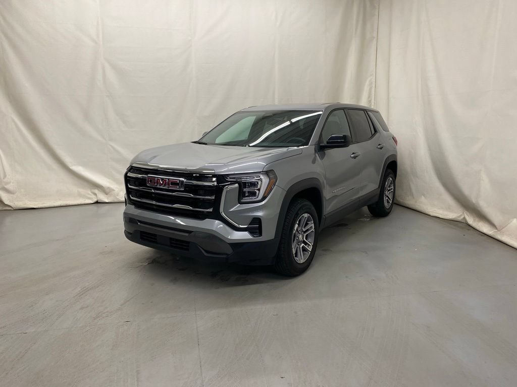 Used 2026 GMC Terrain Elevation FWD image 2