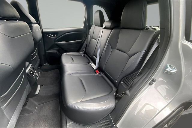 Used 2025 Subaru Forester Limited AWD/4WD image 22