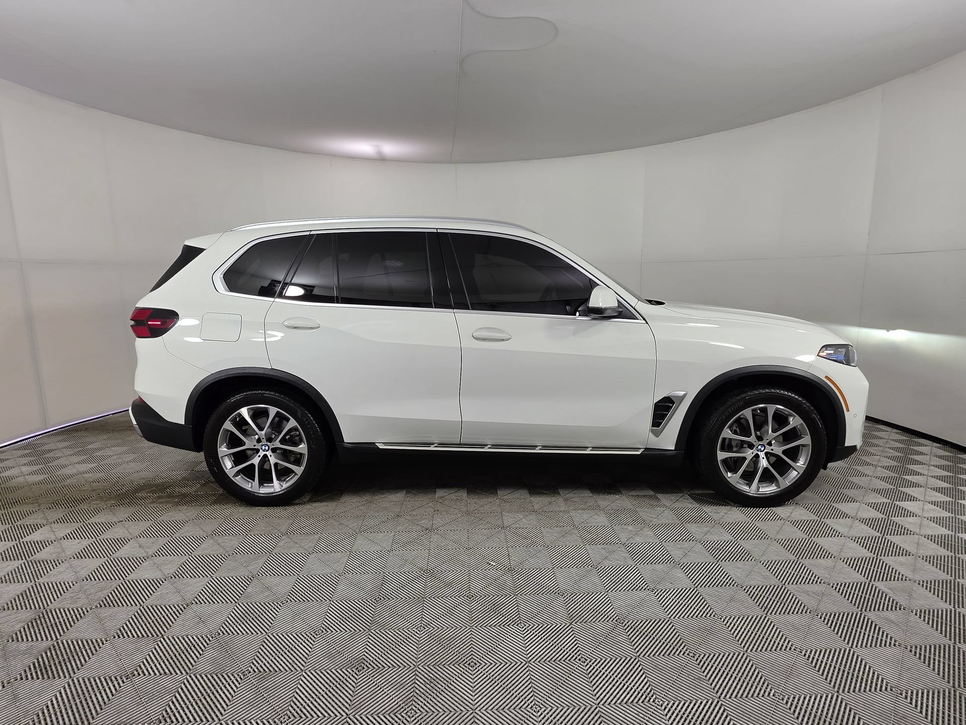 Used 2026 BMW X5 xDrive40i AWD/4WD image 43