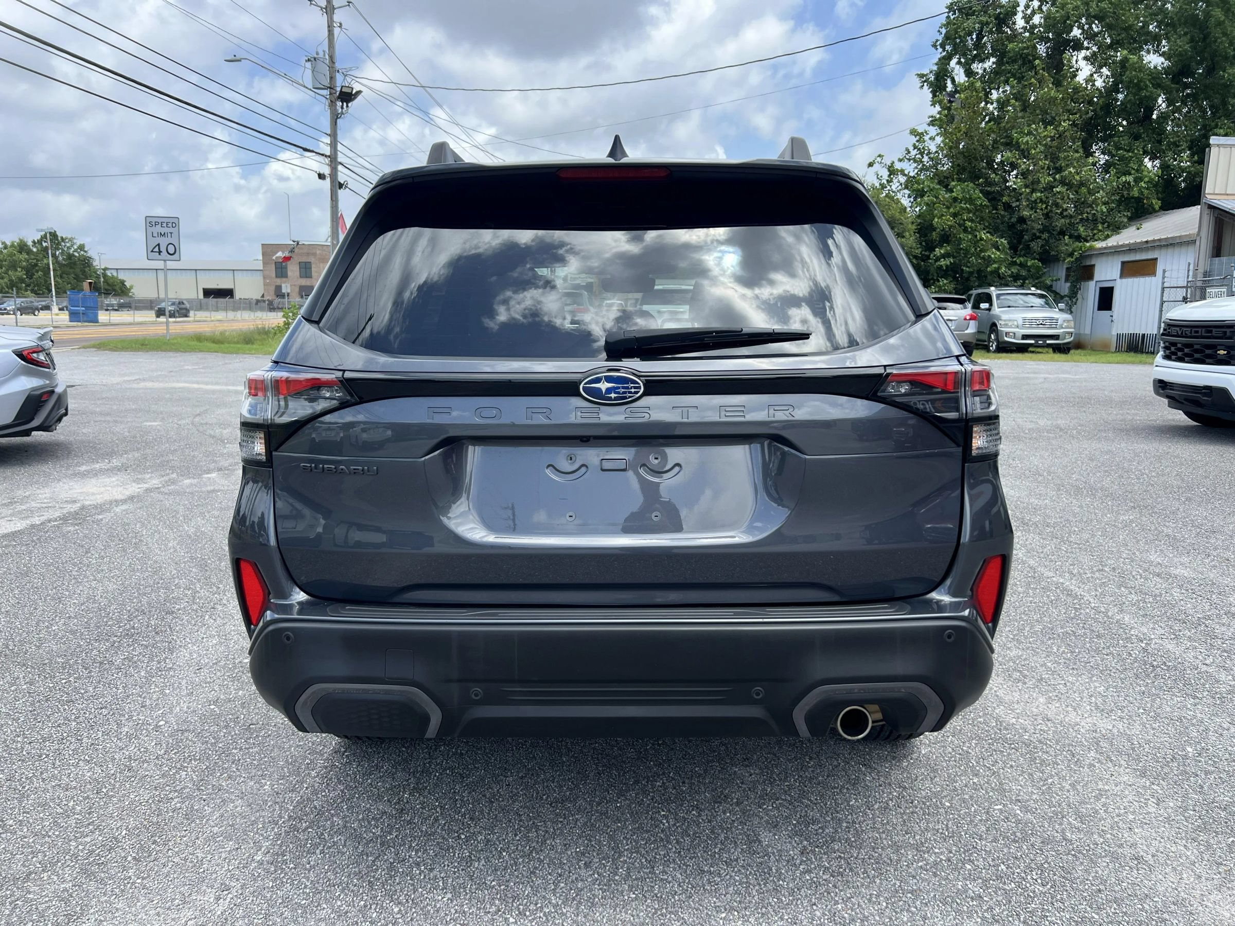 Used 2025 Subaru Forester Limited AWD/4WD image 7