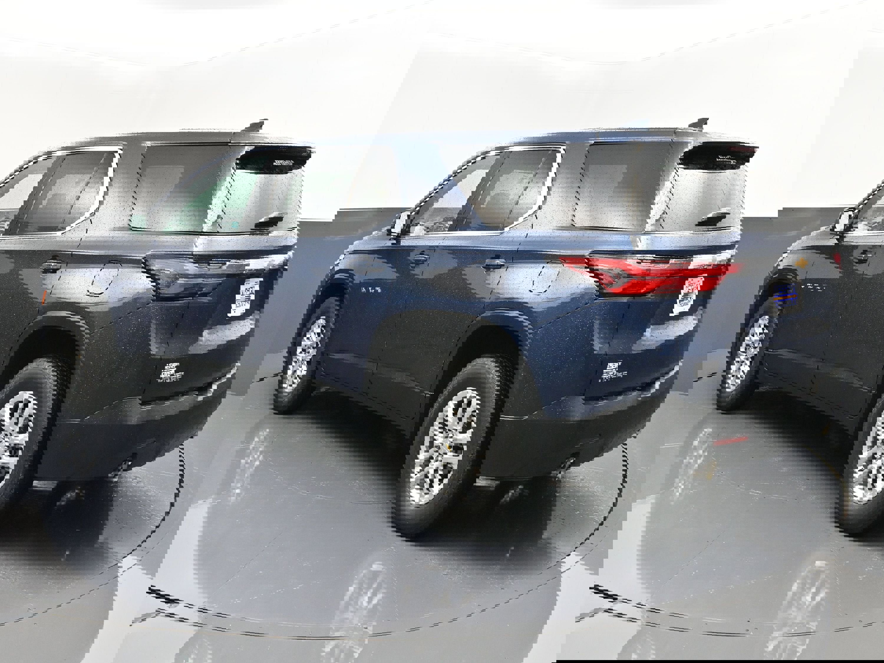 Certified 2023 Chevrolet Traverse LS image 5