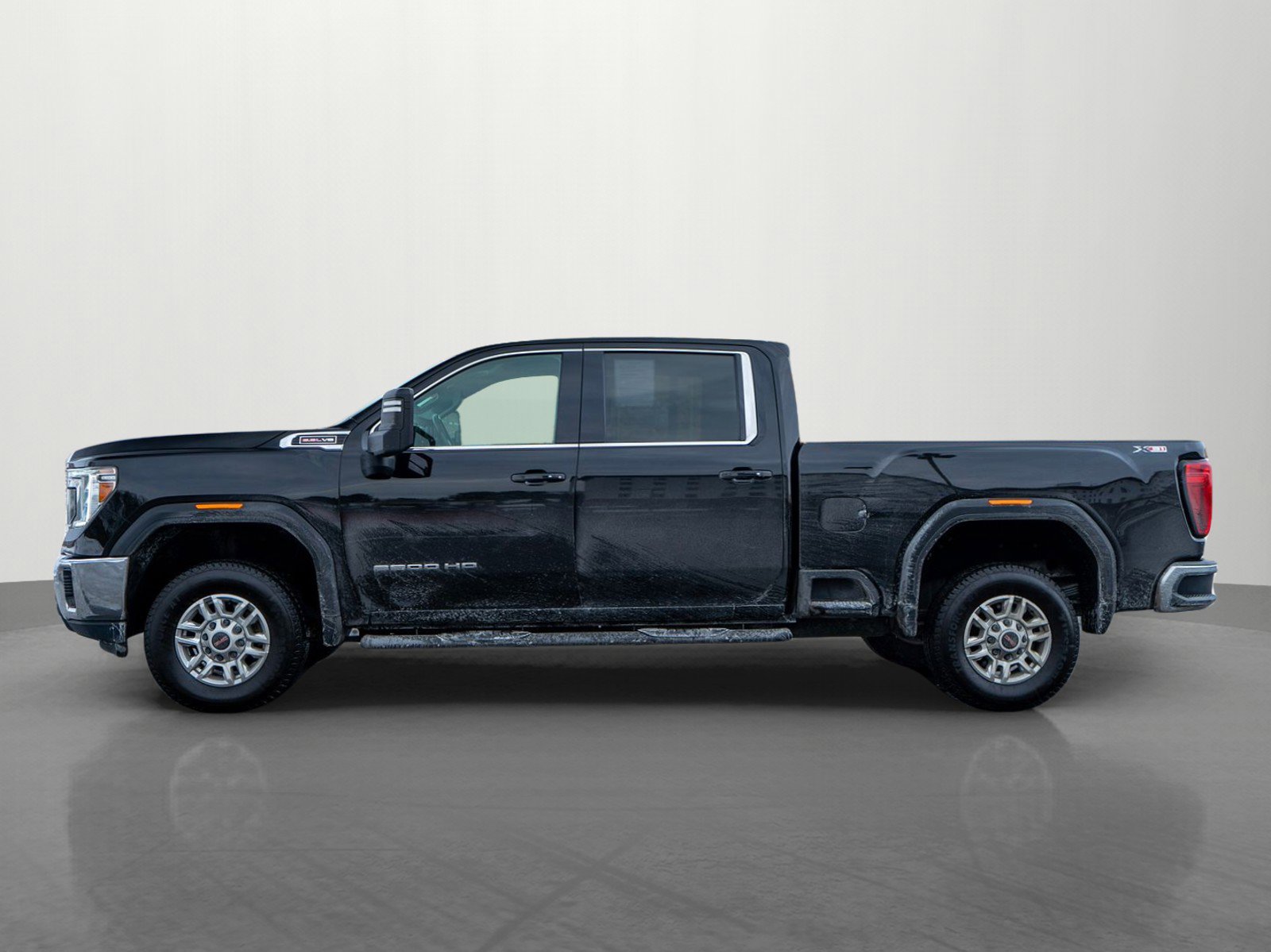 Used 2021 GMC Sierra 2500 SLE w/ SLE Value Package; image 4