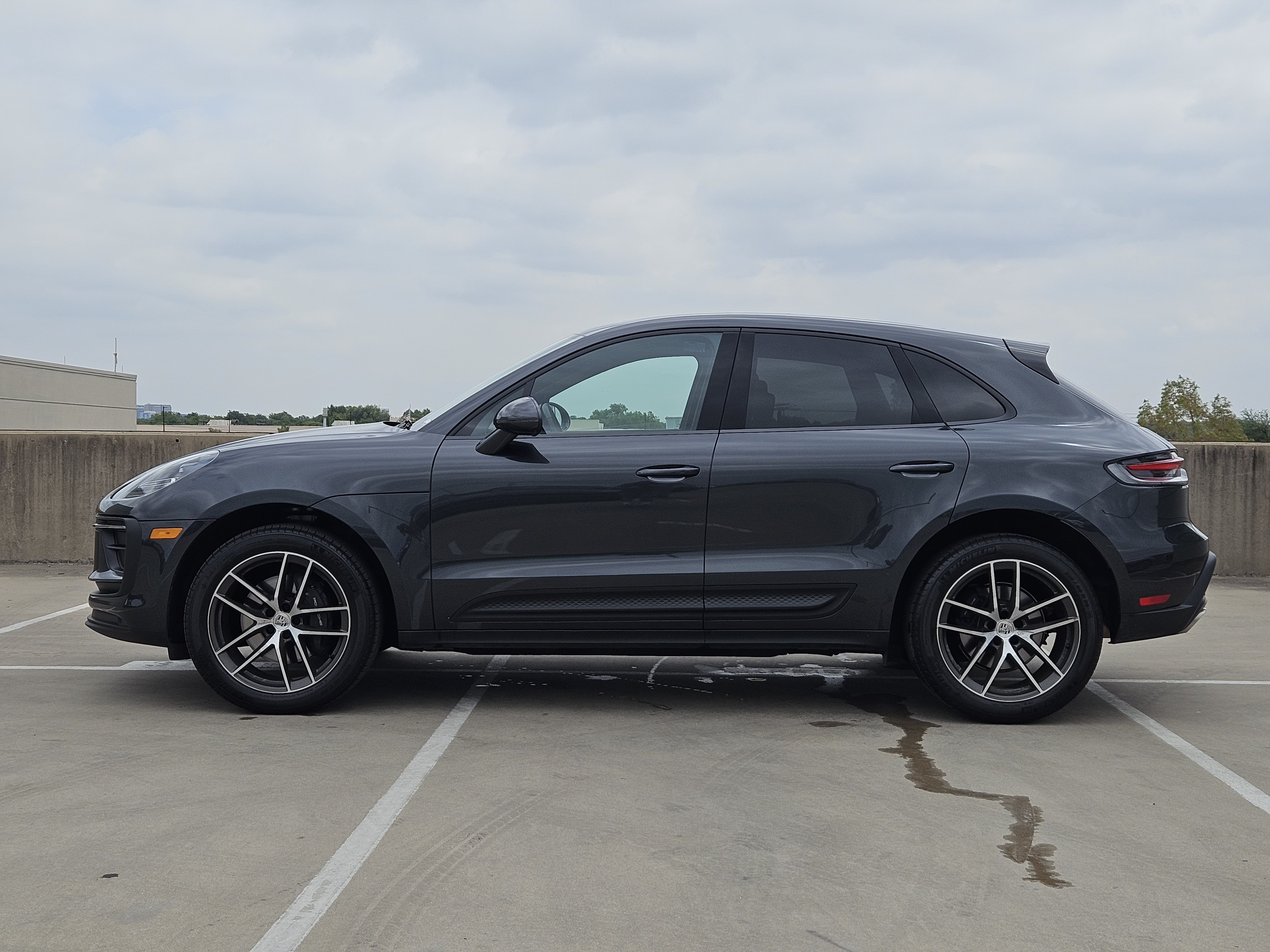 Certified 2026 Porsche Macan AWD/4WD video 2