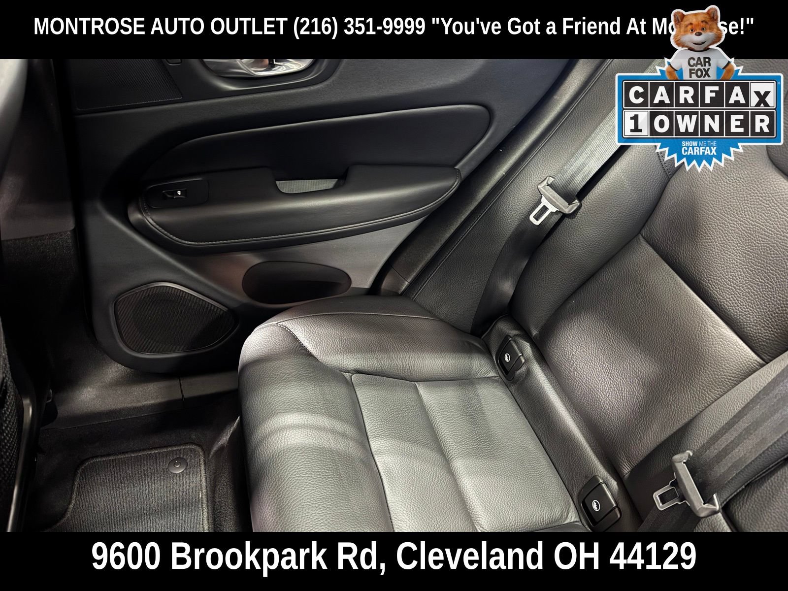 Used 2023 Volvo XC60 T8 Plus AWD/4WD image 32
