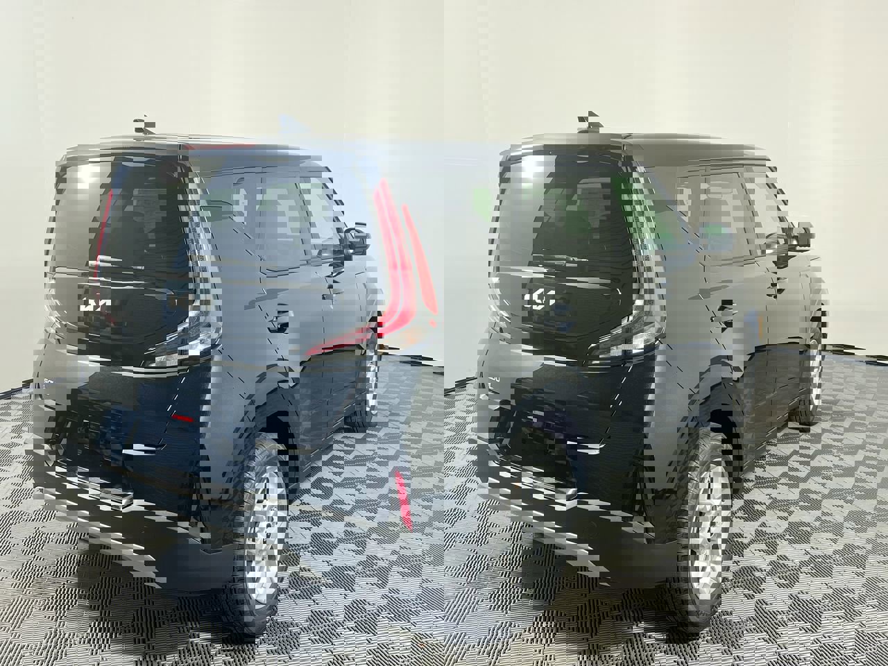 New 2025 Kia Soul LX w/ LX Technology Package image 3