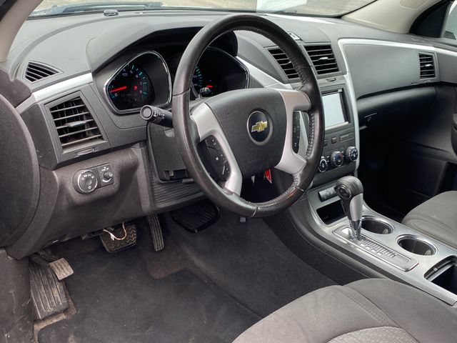 Used 2012 Chevrolet Traverse LT FWD image 5