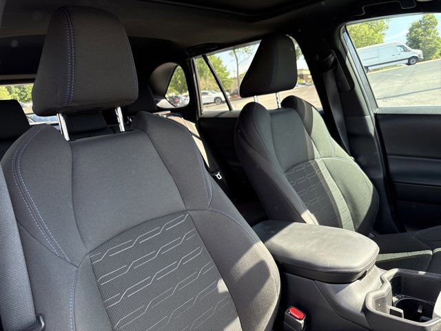 Used 2022 Toyota RAV4 SE w/ Convenience Package AWD/4WD image 22