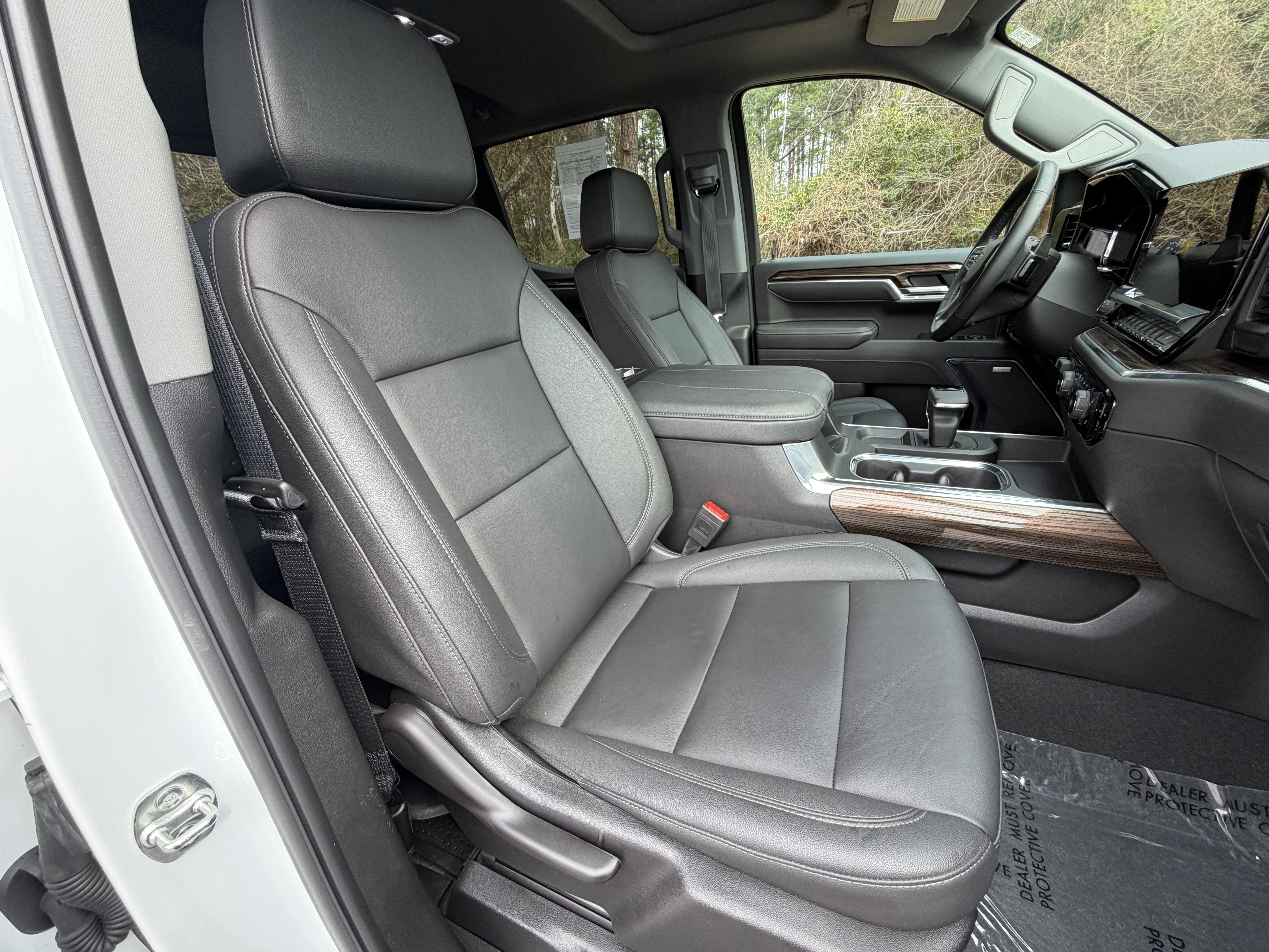 Used 2025 Chevrolet Silverado 1500 LT Trail Boss w/ LT Trail Boss Premium Package image 23