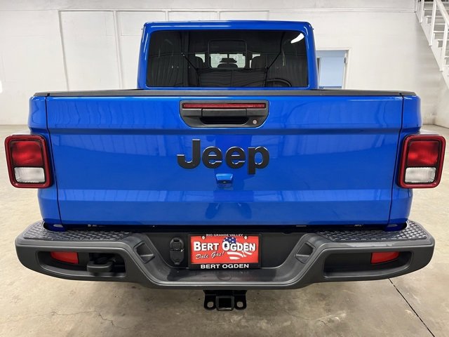 Used 2024 Jeep Gladiator Sport image 6
