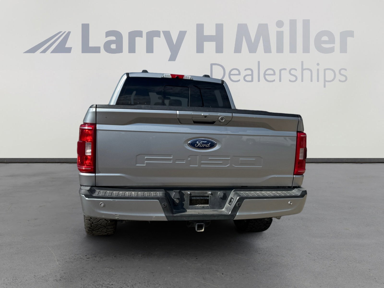 Used 2021 Ford F150 XLT w/ Equipment Group 302A High image 4