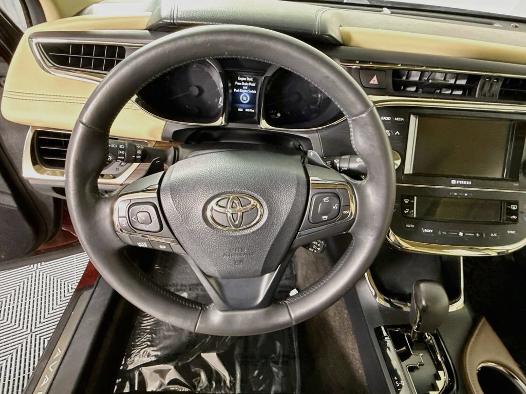 Used 2013 Toyota Avalon Limited FWD image 21