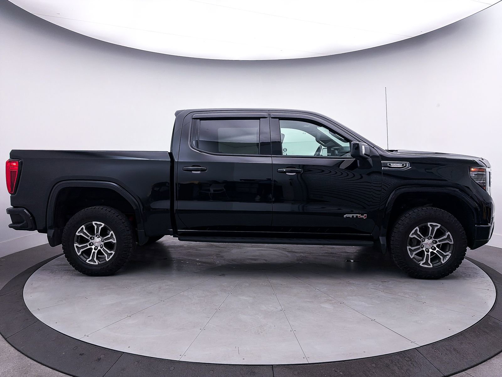 Used 2022 GMC Sierra 1500 AT4 w/ AT4 Premium Package AWD/4WD image 41