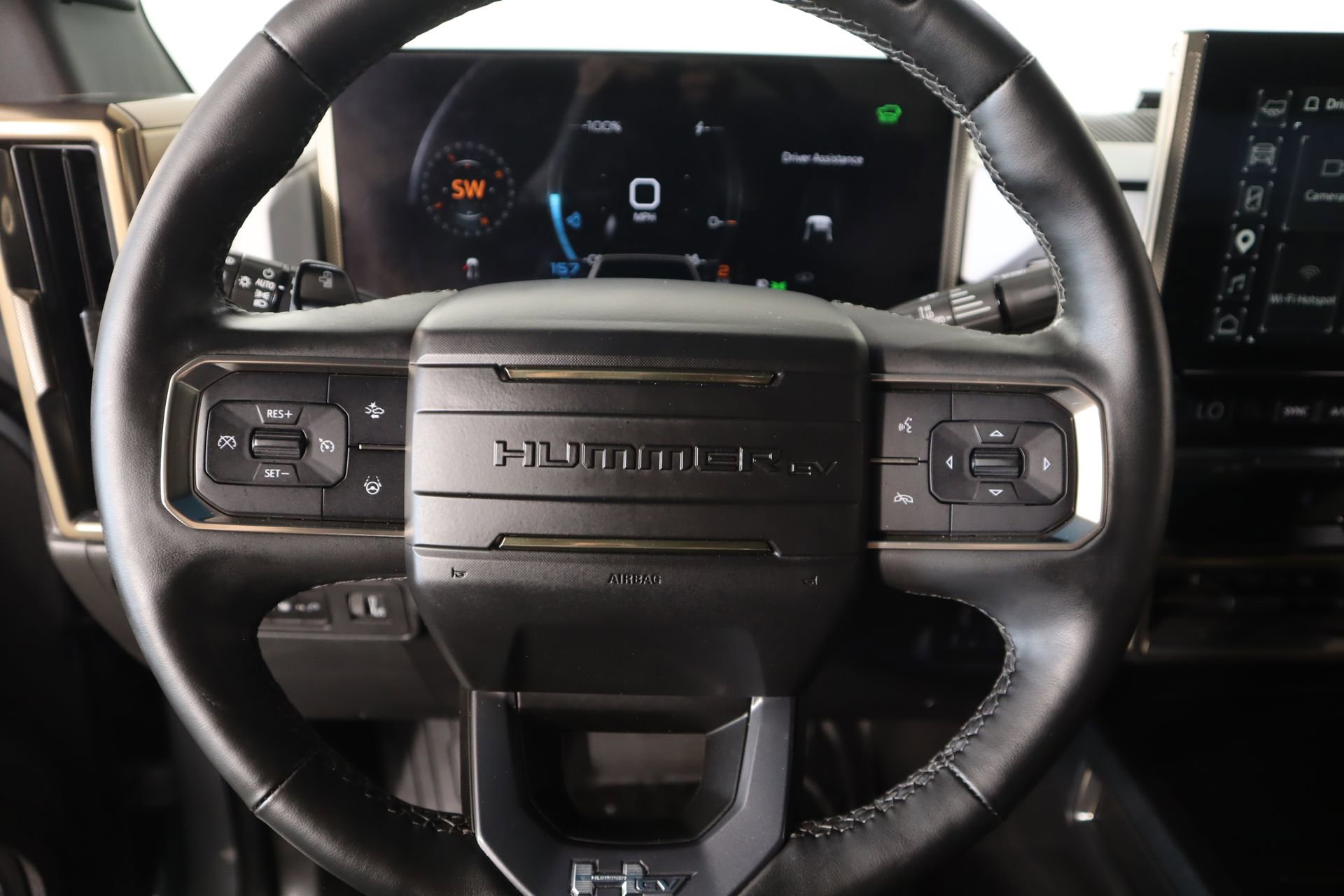 Used 2025 GMC Hummer EV 2X image 3