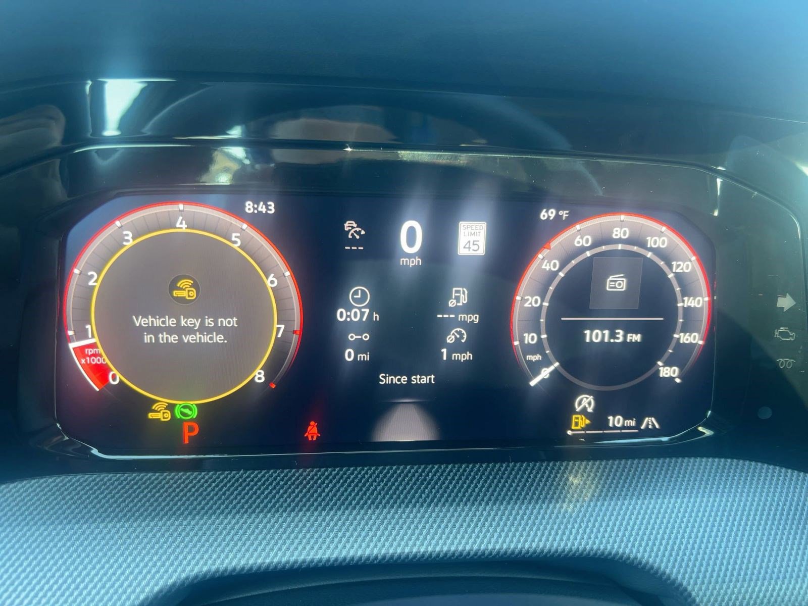 New 2026 Volkswagen Golf SE FWD image 19