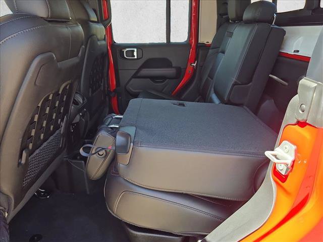 Used 2022 Jeep Gladiator Rubicon AWD/4WD image 17