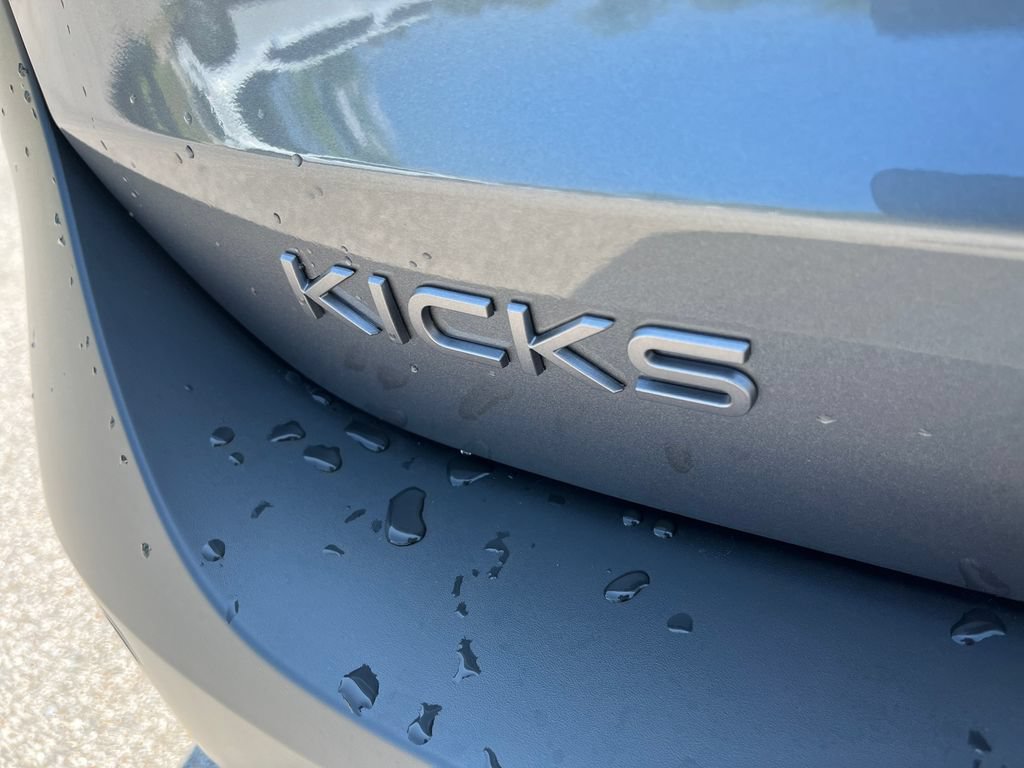 New 2027 Nissan Kicks SR w/ SR Premium Package FWD image 40