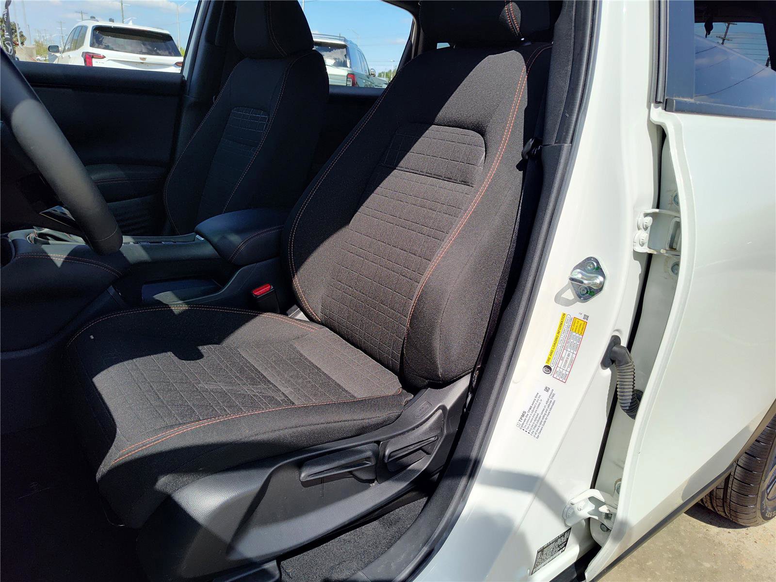 Used 2024 Honda HR-V Sport image 17