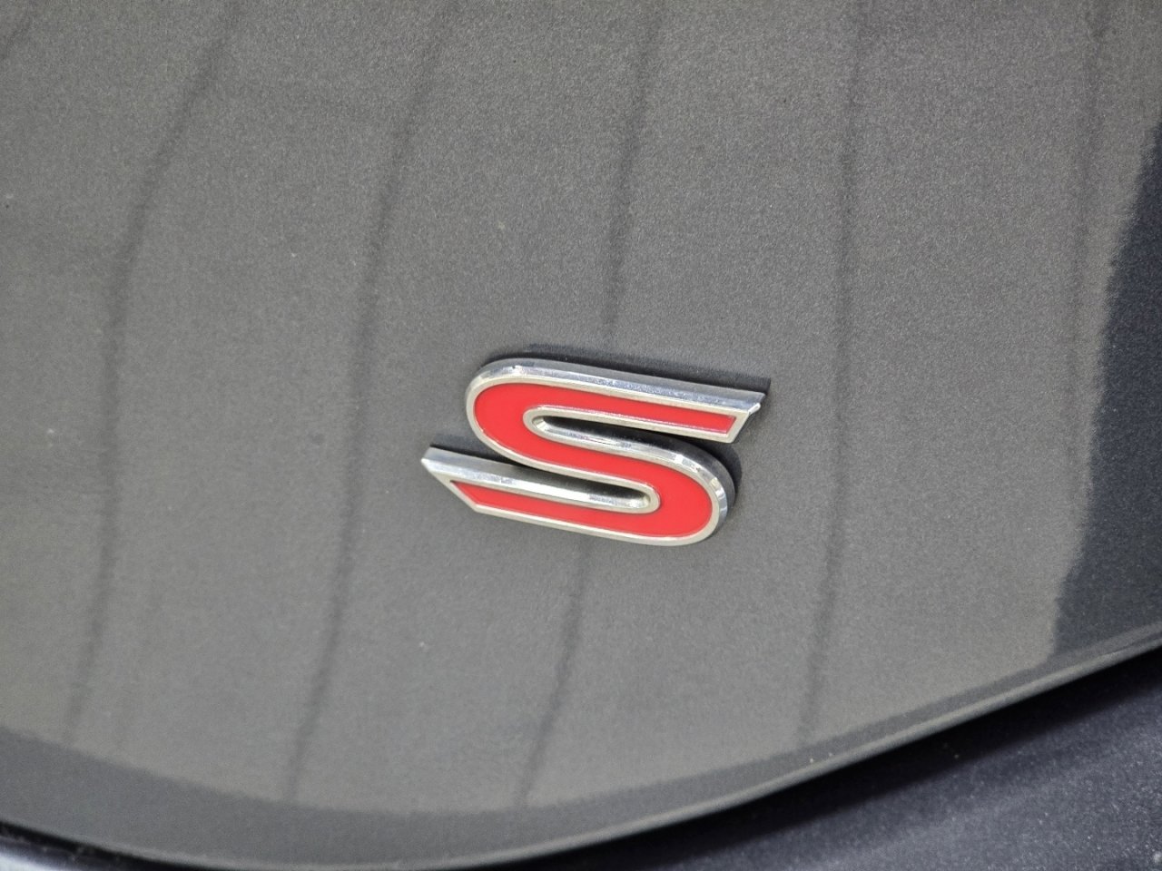 Used 2016 Toyota Corolla S Premium image 18