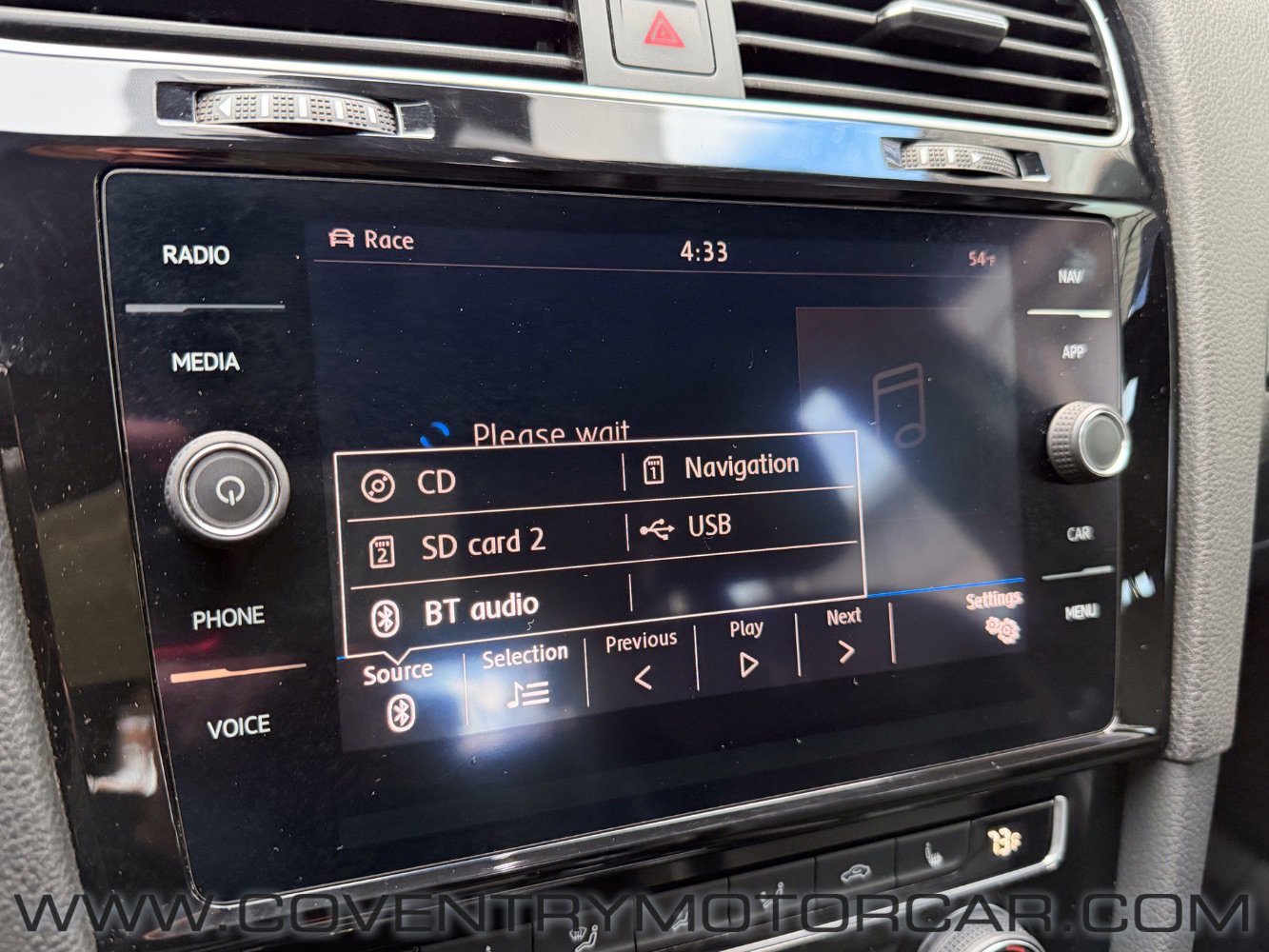 Used 2019 Volkswagen Golf R 4-Door image 22