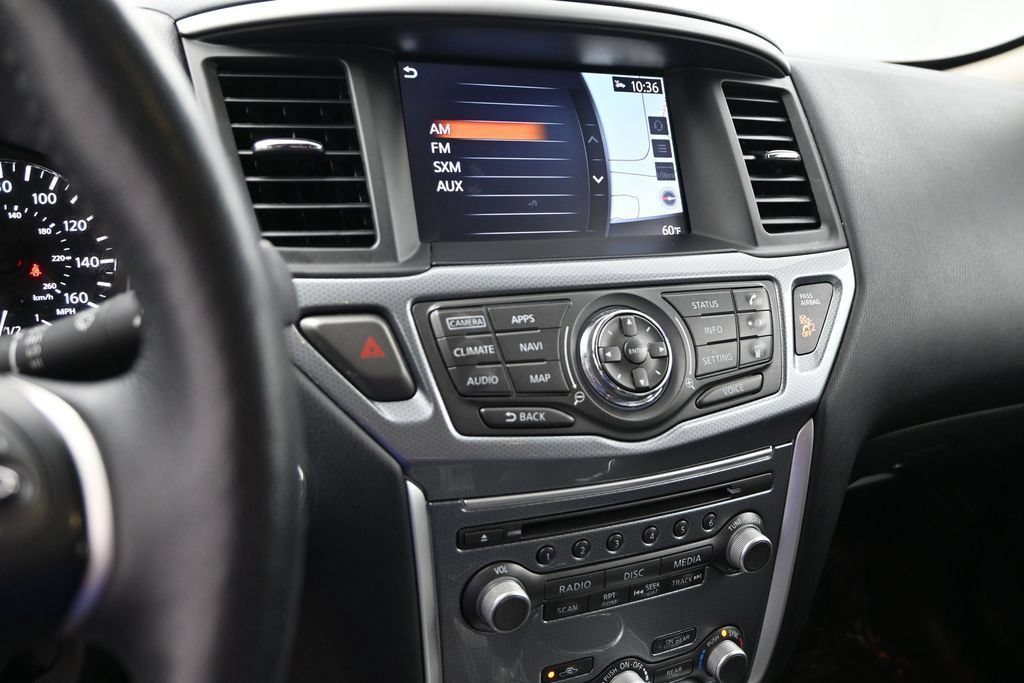 Used 2020 Nissan Pathfinder SL AWD/4WD image 23