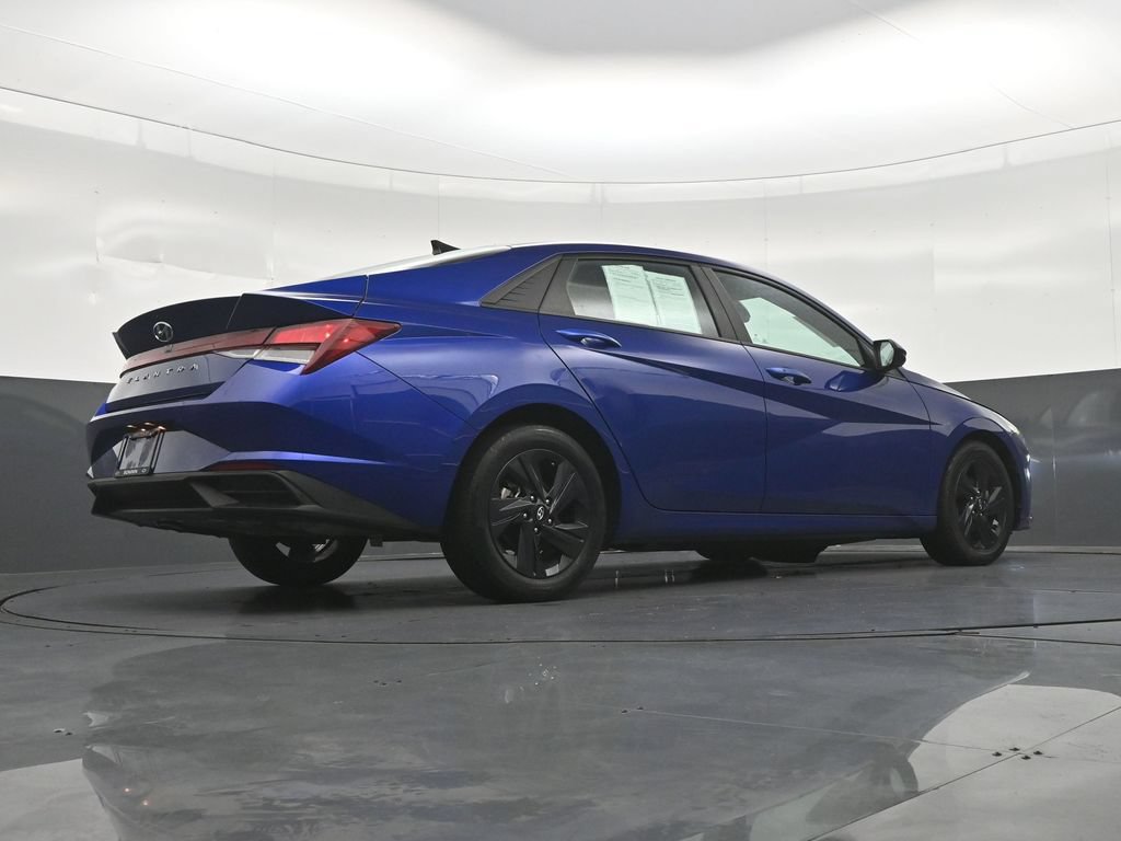 Used 2022 Hyundai Elantra SEL w/ Convenience Package FWD image 28