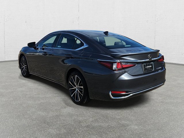 Certified 2025 Lexus ES 300h w/ Premium Package image 7