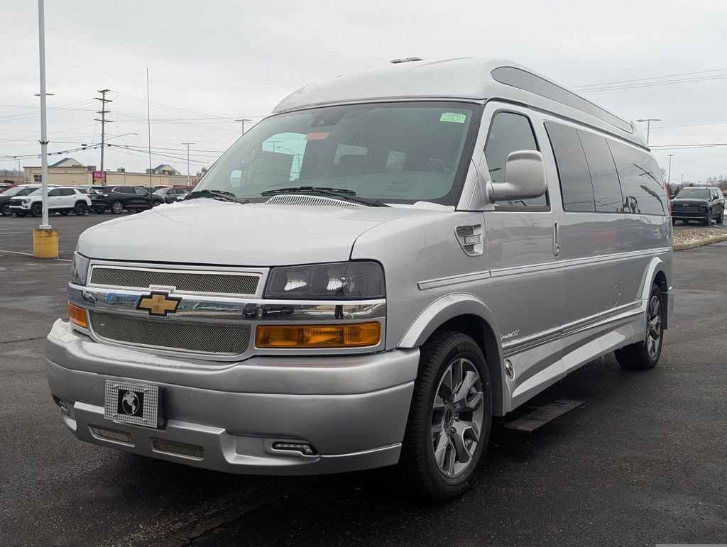 New 2026 Chevrolet Express 2500 Extended w/ Driver Convenience Package RWD image 3
