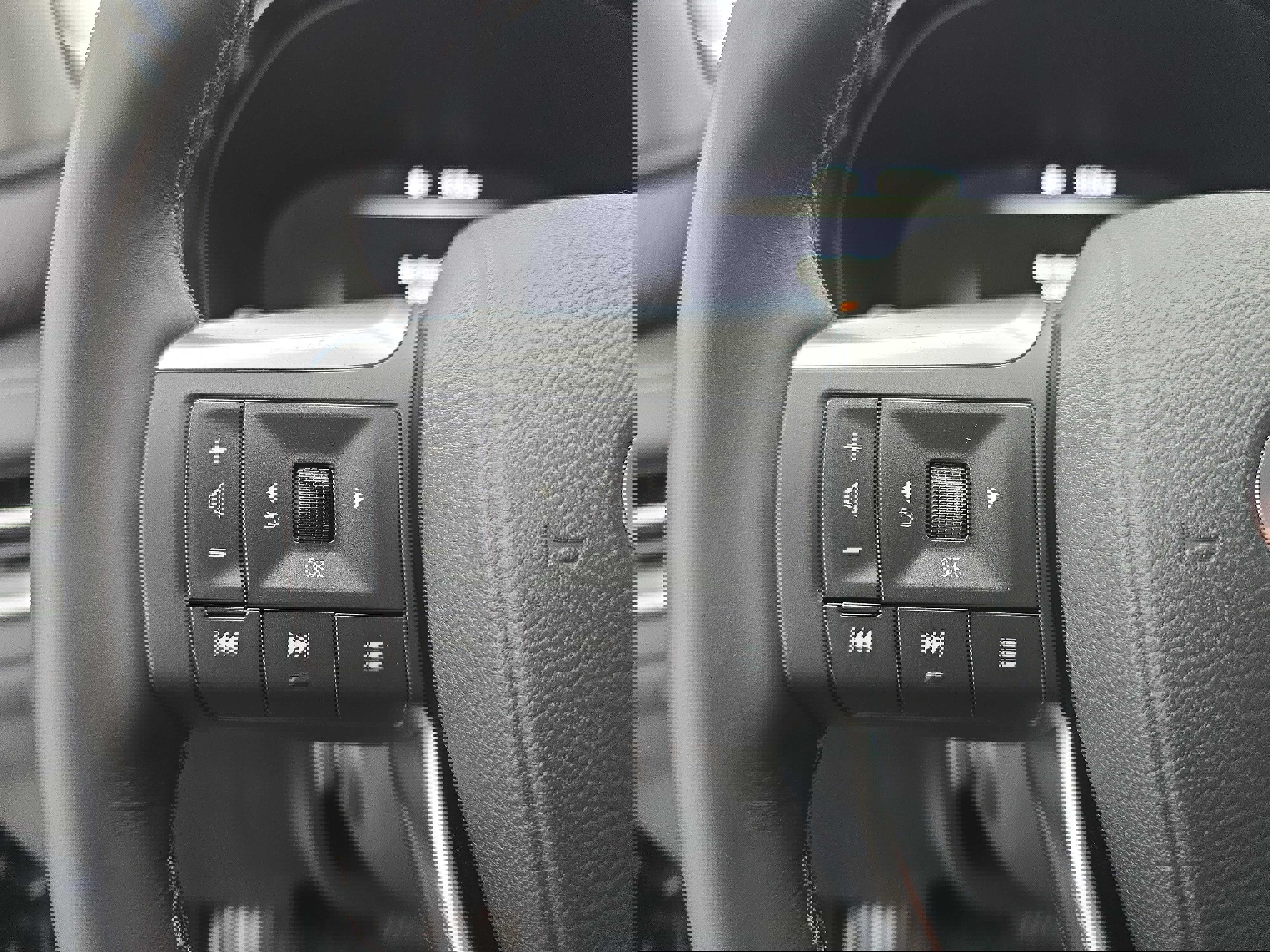 Used 2023 INFINITI QX60 Sensory w/ Vision Package image 18