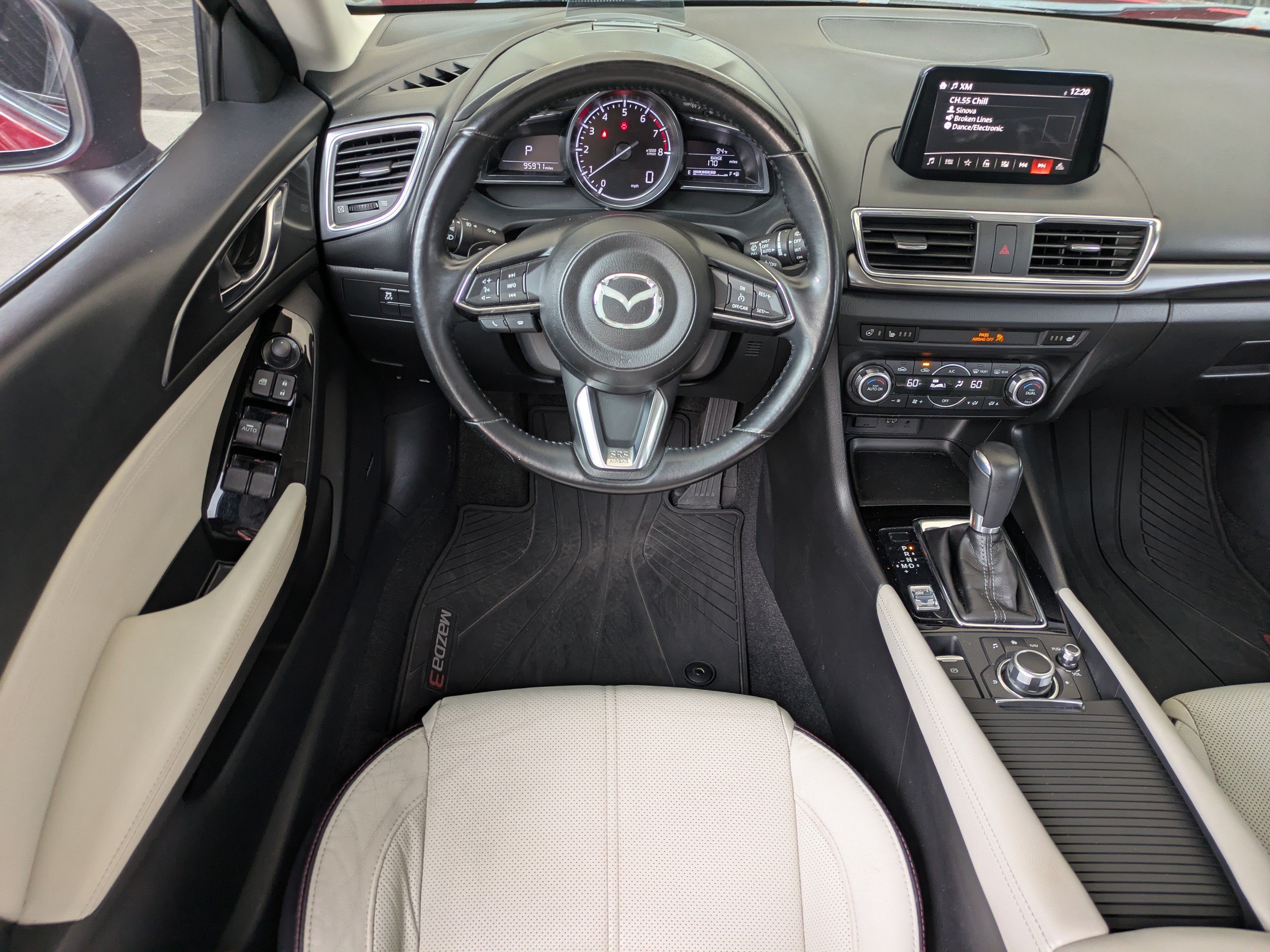 Used 2017 MAZDA MAZDA3 Grand Touring w/ Premium Equipment Package FWD image 16