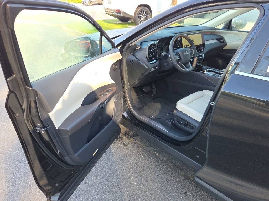 New 2026 Lexus RX 350 image 10