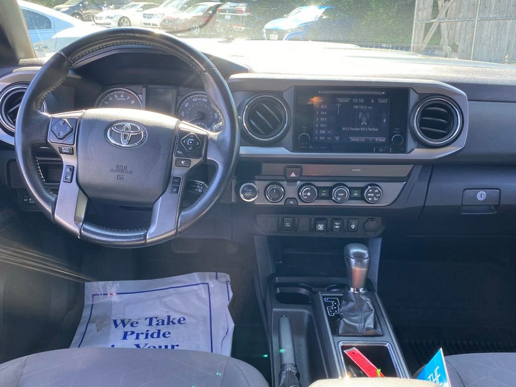 Used 2019 Toyota Tacoma TRD Sport AWD/4WD image 9