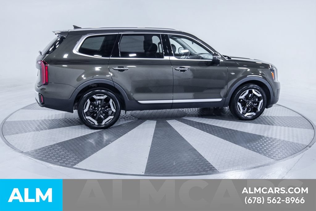 Used 2024 Kia Telluride S w/ S Sunroof Package FWD image 11
