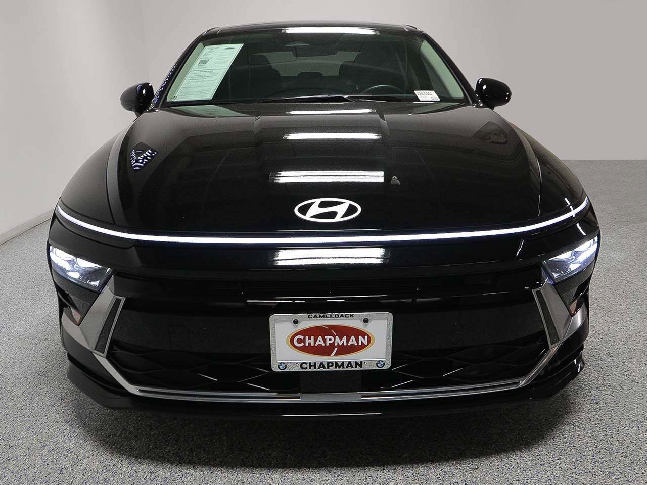 Used 2024 Hyundai Sonata SEL w/ Convenience Package FWD image 2