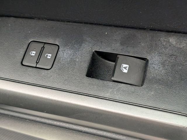 Used 2021 Toyota Tacoma TRD Off-Road w/ Technology Package AWD/4WD image 33