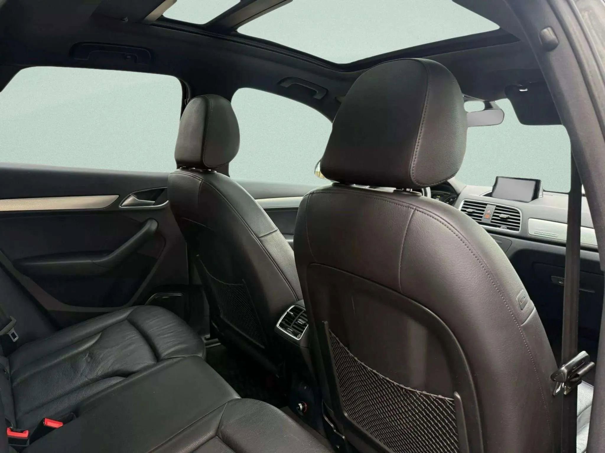 Used 2018 Audi Q3 2.0T Premium Plus w/ Premium Plus Package image 10