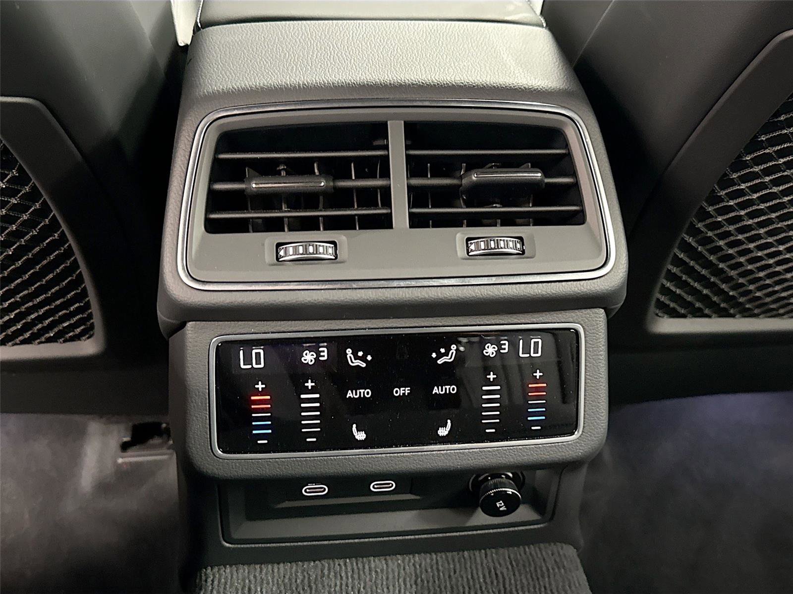 Used 2025 Audi A7 3.0T Prestige image 26