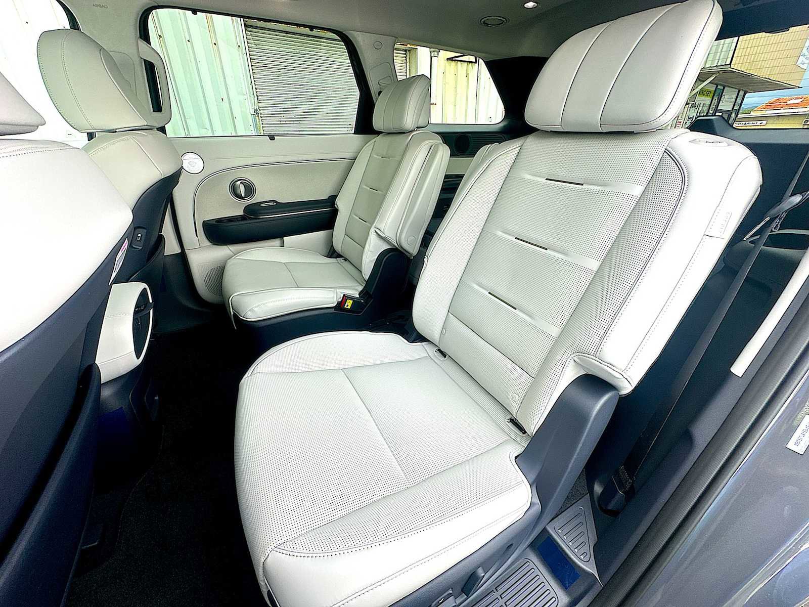 New 2026 Hyundai Palisade Calligraphy AWD/4WD image 25