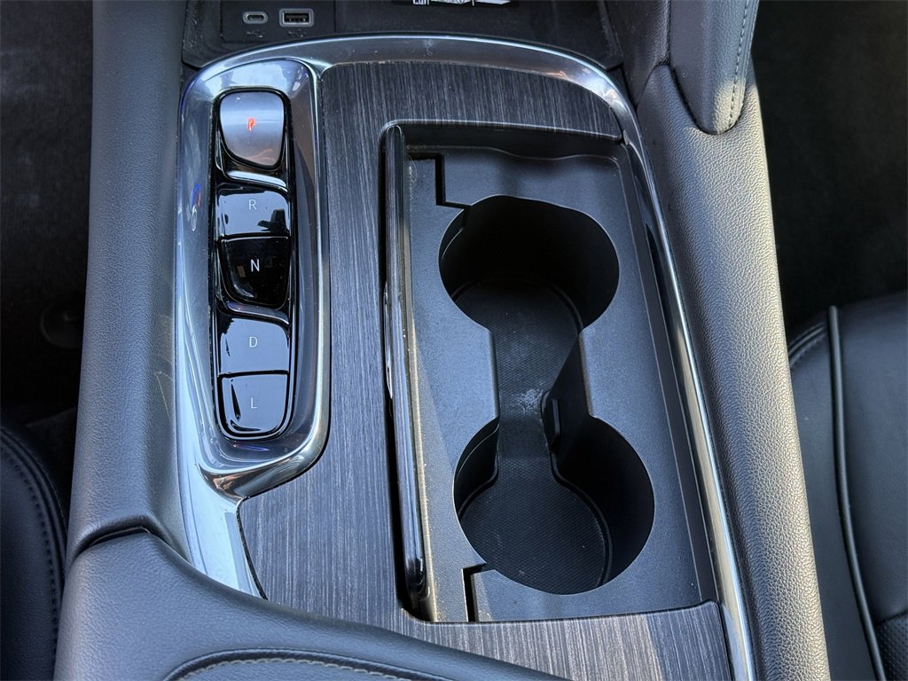 Used 2023 Buick Enclave Avenir w/ Avenir Technology Package image 21