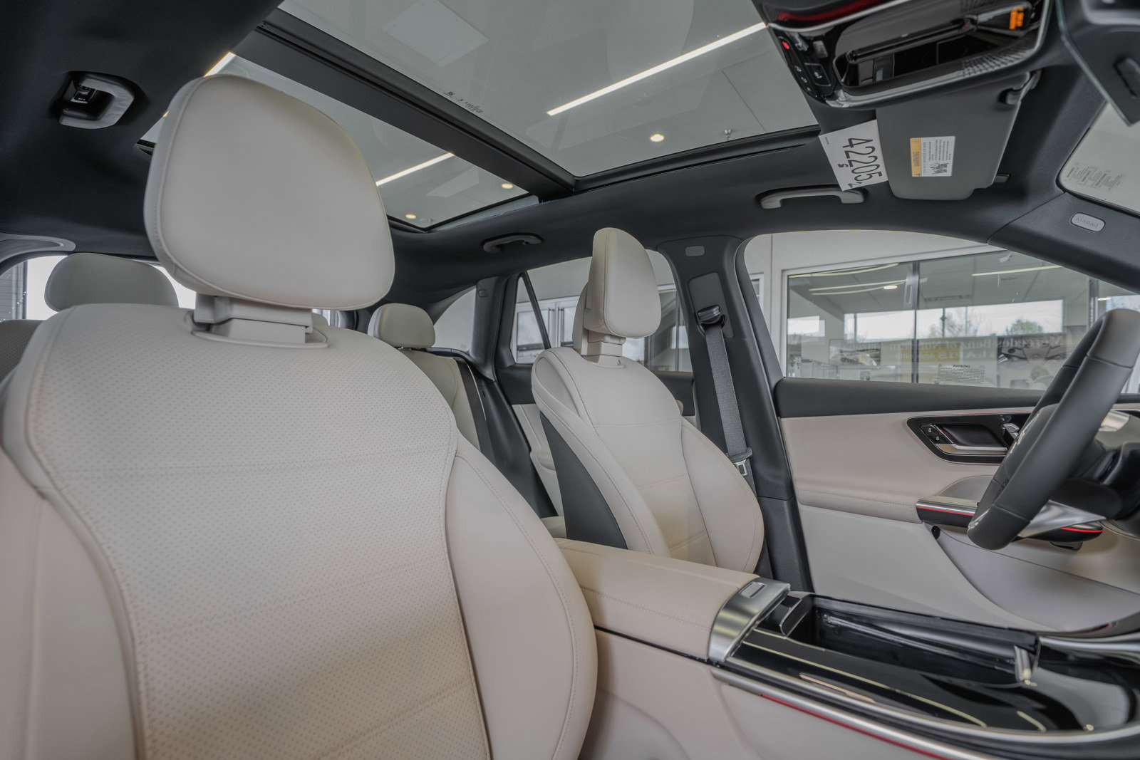 New 2026 Mercedes-Benz GLC 300 4MATIC image 32