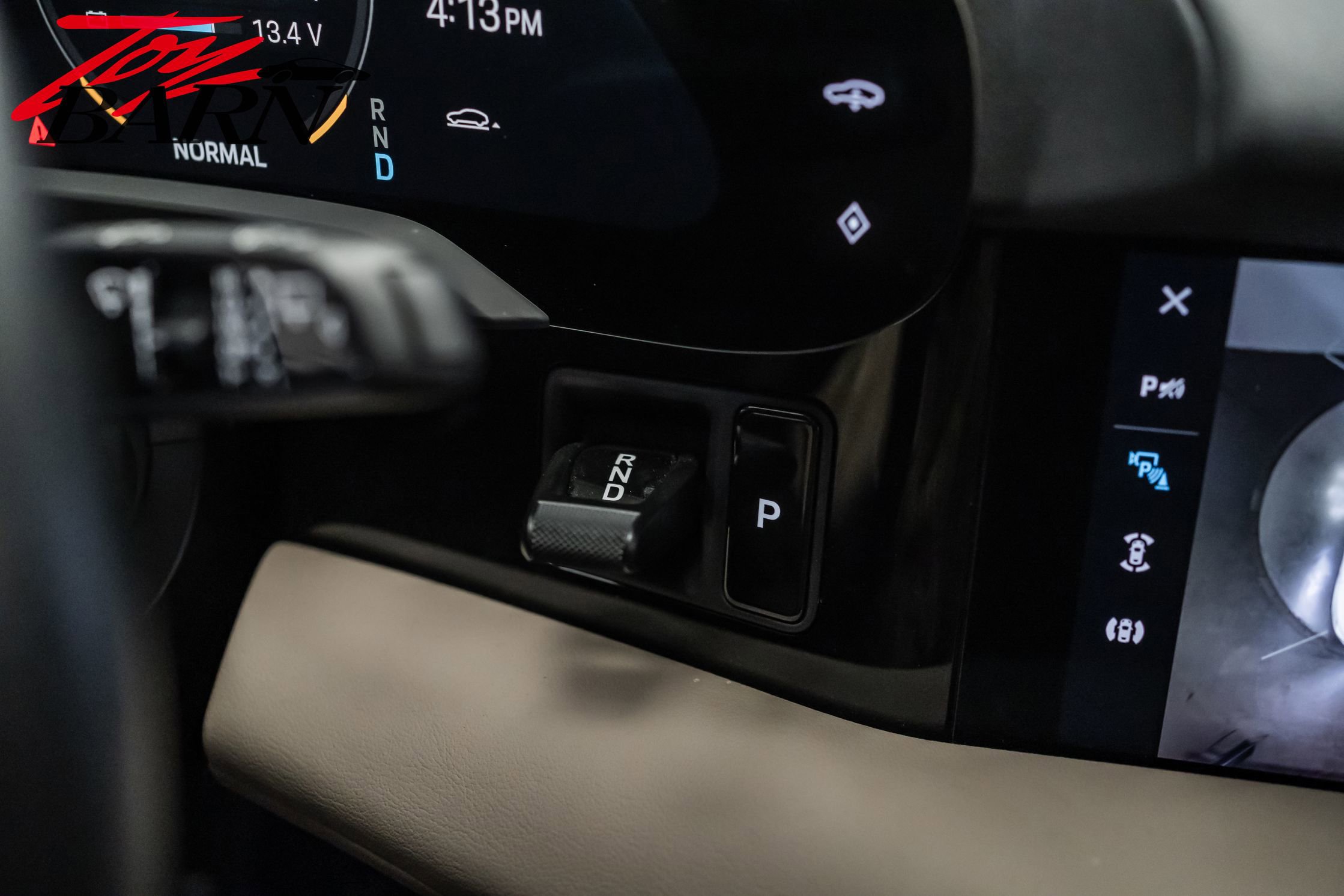 Used 2024 Porsche Taycan 4 Cross Turismo image 38