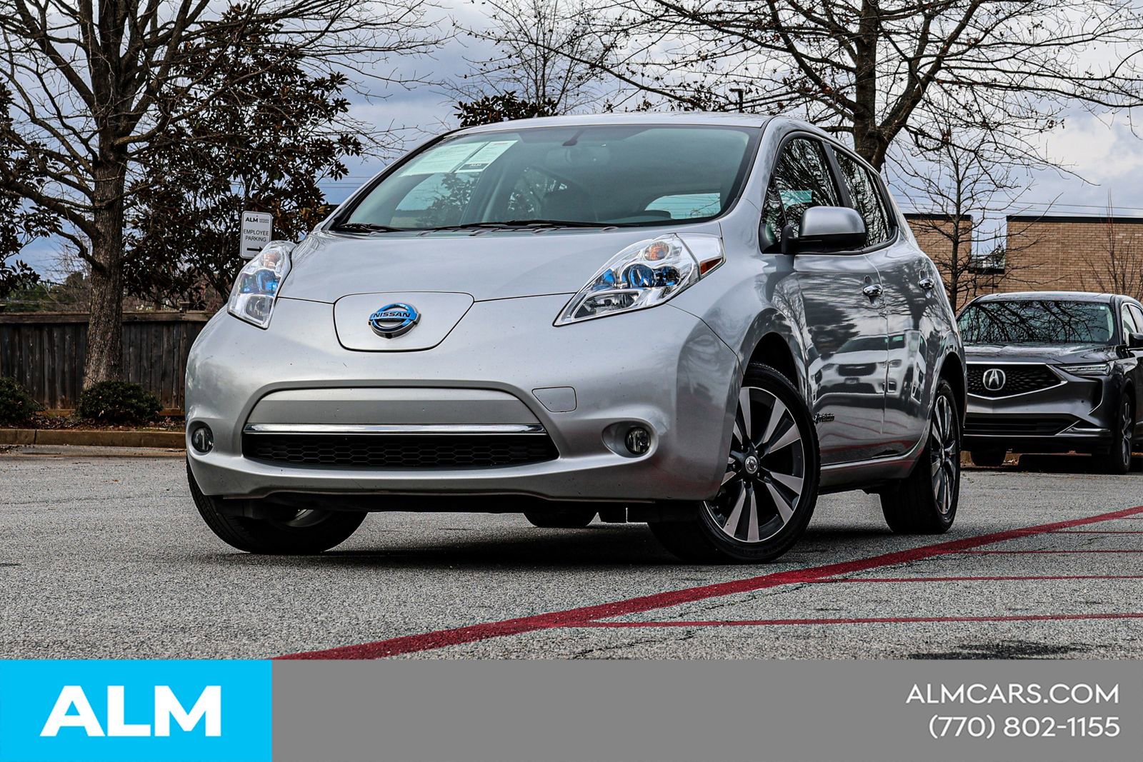 Used 2015 Nissan Leaf SL w/ Premium Package image 3