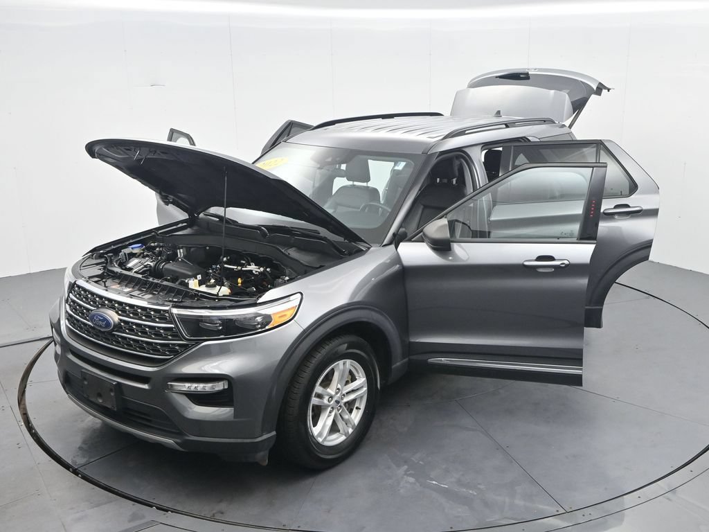 Used 2022 Ford Explorer XLT w/ Equipment Group 202A RWD image 42