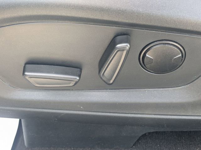 Used 2023 Ford Explorer Limited image 15