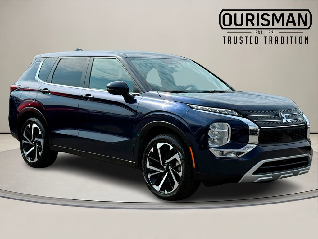 Used 2024 Mitsubishi Outlander SE video 1