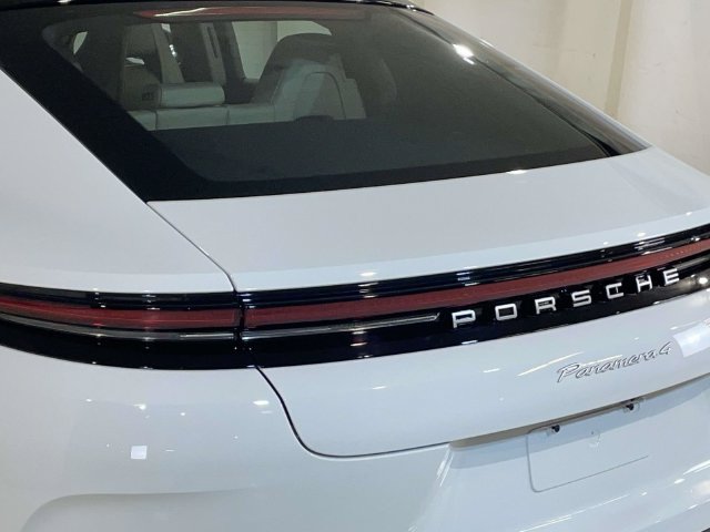 New 2026 Porsche Panamera 4 AWD/4WD image 15